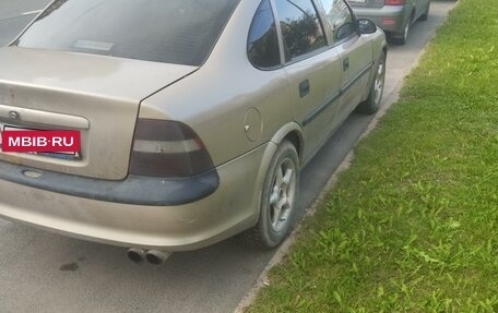 Opel Vectra B рестайлинг, 1998 год, 80 000 рублей, 3 фотография