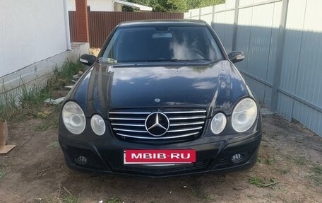 Mercedes-Benz E-Класс, 2004 год, 450 000 рублей, 2 фотография