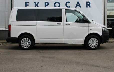 Volkswagen Caravelle T5, 2013 год, 1 499 000 рублей, 6 фотография