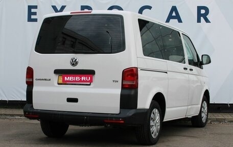 Volkswagen Caravelle T5, 2013 год, 1 499 000 рублей, 5 фотография