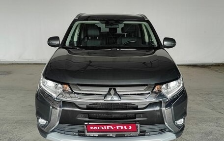 Mitsubishi Outlander III рестайлинг 3, 2018 год, 2 750 000 рублей, 2 фотография