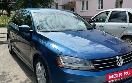 Volkswagen Jetta VI, 2017 год, 1 650 000 рублей, 2 фотография