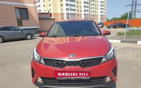 KIA Rio IV, 2021 год, 1 650 000 рублей, 2 фотография