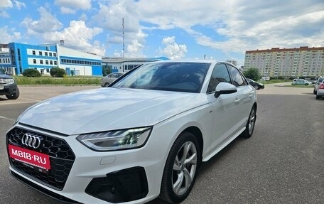 Audi A4, 2019 год, 4 100 000 рублей, 2 фотография