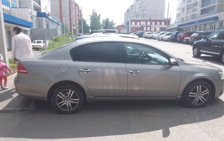 Volkswagen Passat B7, 2011 год, 980 000 рублей, 4 фотография