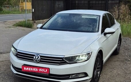 Volkswagen Passat B8 рестайлинг, 2017 год, 1 800 000 рублей, 3 фотография