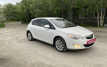 Opel Astra J, 2011 год, 555 000 рублей, 5 фотография