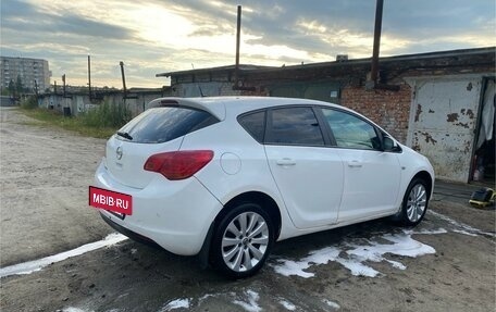 Opel Astra J, 2011 год, 555 000 рублей, 8 фотография