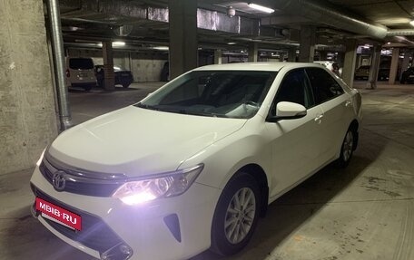 Toyota Camry, 2017 год, 2 550 000 рублей, 7 фотография