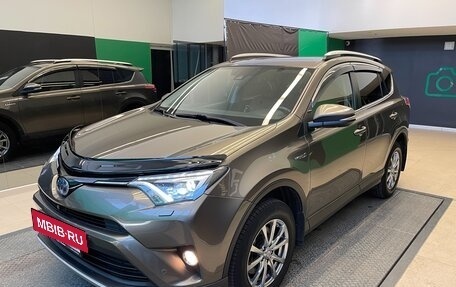 Toyota RAV4, 2016 год, 2 700 000 рублей, 3 фотография