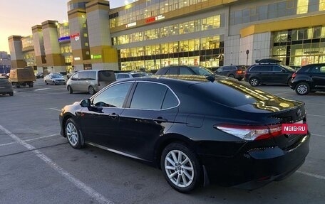 Toyota Camry, 2021 год, 3 150 000 рублей, 7 фотография