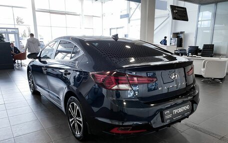 Hyundai Elantra VI рестайлинг, 2019 год, 1 866 000 рублей, 7 фотография