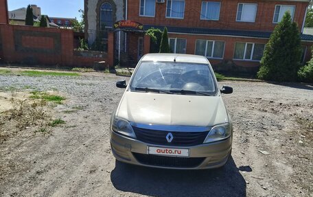 Renault Logan I, 2013 год, 340 000 рублей, 2 фотография