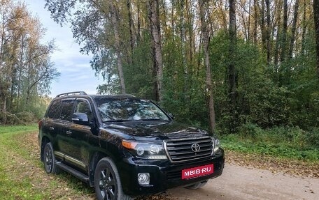 Toyota Land Cruiser 200, 2014 год, 4 650 000 рублей, 2 фотография