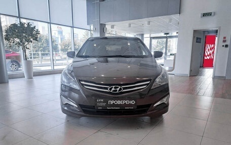 Hyundai Solaris II рестайлинг, 2015 год, 1 000 000 рублей, 2 фотография