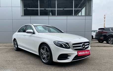 Mercedes-Benz E-Класс, 2019 год, 3 910 000 рублей, 3 фотография