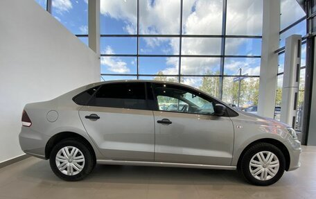 Volkswagen Polo VI (EU Market), 2018 год, 1 210 000 рублей, 2 фотография