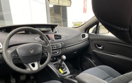 Renault Scenic III, 2010 год, 650 000 рублей, 13 фотография