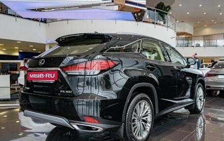 Lexus RX IV рестайлинг, 2022 год, 9 990 000 рублей, 4 фотография