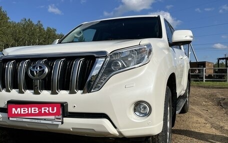 Toyota Land Cruiser Prado 150 рестайлинг 2, 2015 год, 4 390 000 рублей, 9 фотография