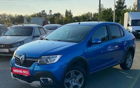 Renault Logan II, 2018 год, 1 170 000 рублей, 5 фотография