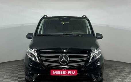 Mercedes-Benz Vito, 2021 год, 6 300 000 рублей, 2 фотография