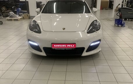 Porsche Panamera II рестайлинг, 2011 год, 3 000 000 рублей, 1 фотография