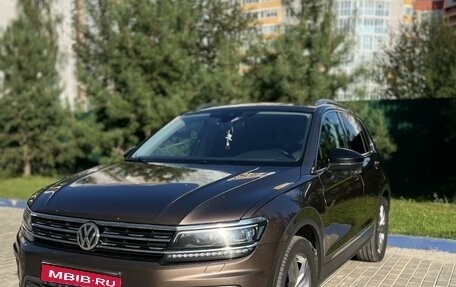 Volkswagen Tiguan II, 2017 год, 2 600 000 рублей, 1 фотография