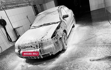 Audi A4, 1996 год, 260 000 рублей, 3 фотография