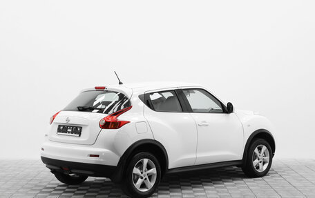 Nissan Juke II, 2013 год, 1 090 000 рублей, 2 фотография