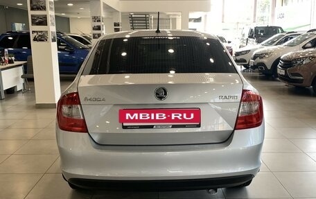 Skoda Rapid I, 2015 год, 1 055 000 рублей, 4 фотография