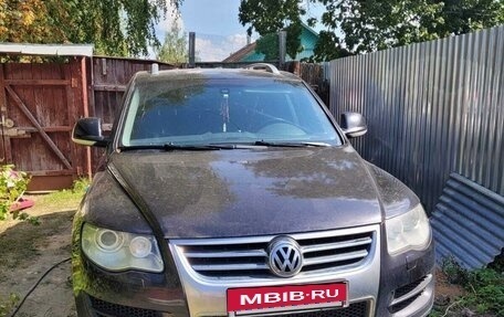 Volkswagen Touareg III, 2009 год, 1 000 000 рублей, 2 фотография