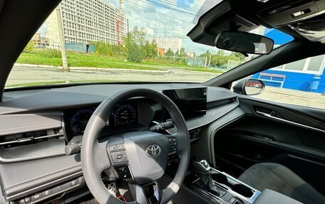 Toyota Camry, 2024 год, 3 950 000 рублей, 9 фотография