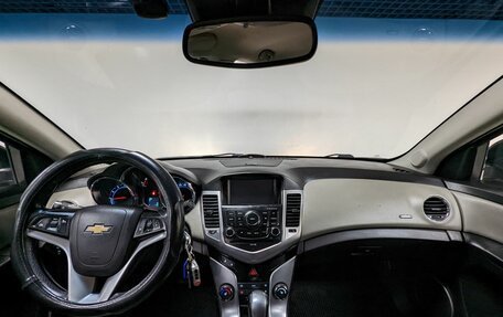 Chevrolet Cruze II, 2011 год, 899 000 рублей, 12 фотография