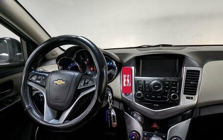 Chevrolet Cruze II, 2011 год, 899 000 рублей, 14 фотография