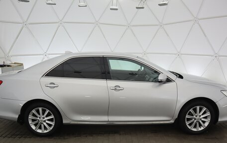 Toyota Camry, 2014 год, 1 700 000 рублей, 2 фотография