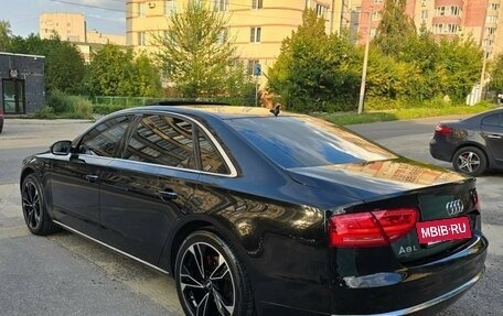 Audi A8, 2011 год, 1 750 000 рублей, 5 фотография