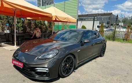 Porsche Panamera II рестайлинг, 2012 год, 3 000 000 рублей, 1 фотография