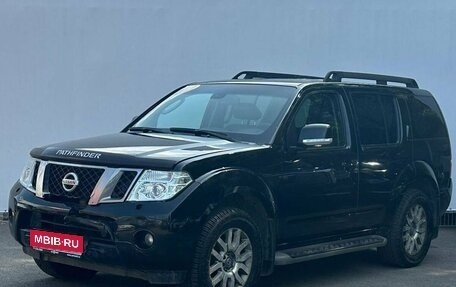 Nissan Pathfinder, 2012 год, 1 780 000 рублей, 1 фотография