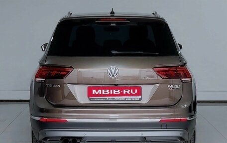 Volkswagen Tiguan II, 2017 год, 2 340 000 рублей, 3 фотография