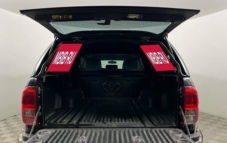 Toyota Hilux VIII, 2015 год, 2 749 000 рублей, 10 фотография