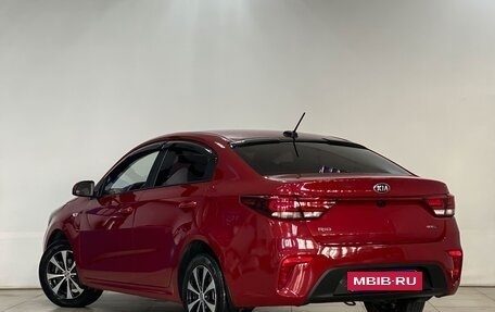 KIA Rio IV, 2018 год, 1 379 000 рублей, 6 фотография