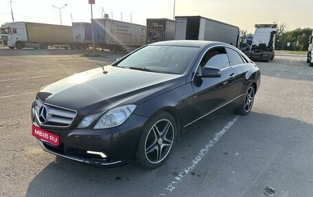 Mercedes-Benz E-Класс, 2010 год, 1 330 000 рублей, 1 фотография