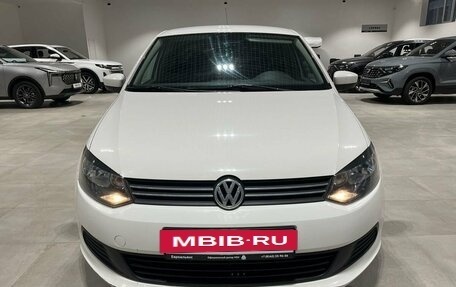 Volkswagen Polo VI (EU Market), 2011 год, 620 000 рублей, 2 фотография