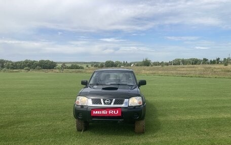 Nissan NP300, 2008 год, 1 150 000 рублей, 3 фотография