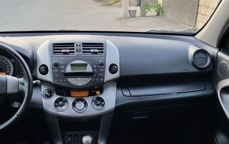 Toyota RAV4, 2006 год, 1 500 000 рублей, 13 фотография