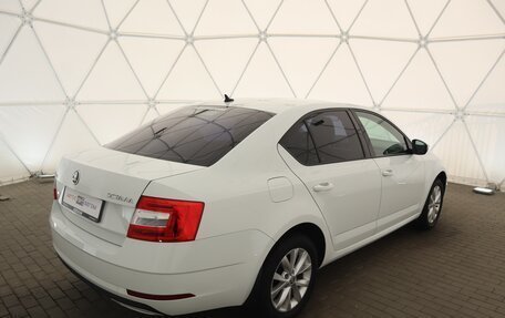 Skoda Octavia, 2018 год, 1 820 000 рублей, 3 фотография