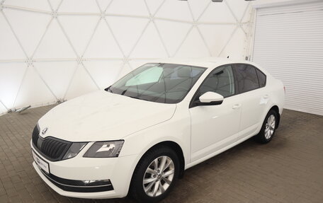 Skoda Octavia, 2018 год, 1 820 000 рублей, 7 фотография