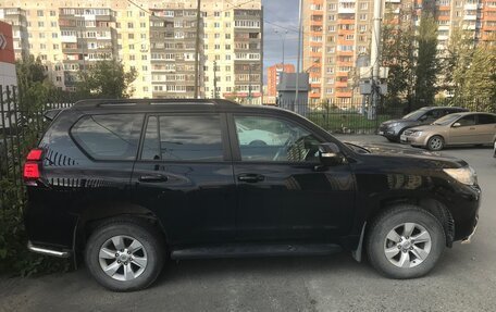 Toyota Land Cruiser Prado 150 рестайлинг 2, 2019 год, 6 800 000 рублей, 5 фотография