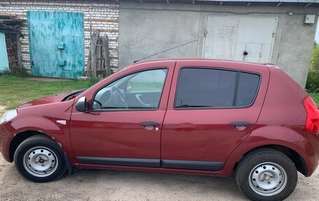 Renault Sandero I, 2013 год, 600 000 рублей, 4 фотография